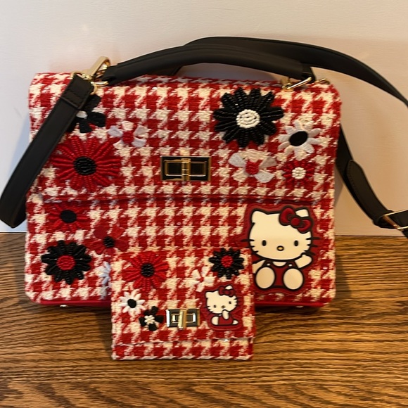 Hello Kitty Handbags - Hello Kitty Boxlunch exclusive houndstooth crossbody with matching wallet